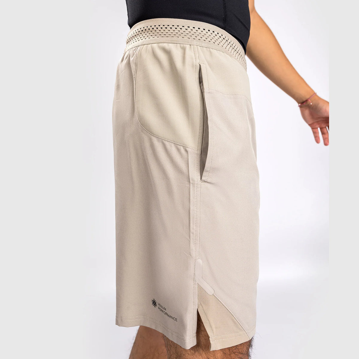 Training Shorts Venum G-FIT Air Sand - L
