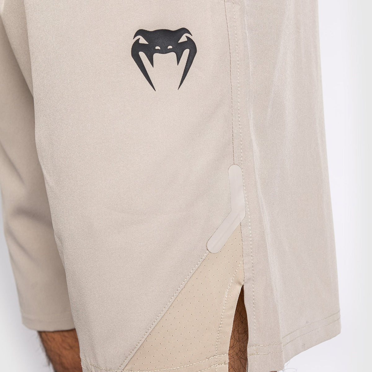 Training Shorts Venum G-FIT Air Sand - L
